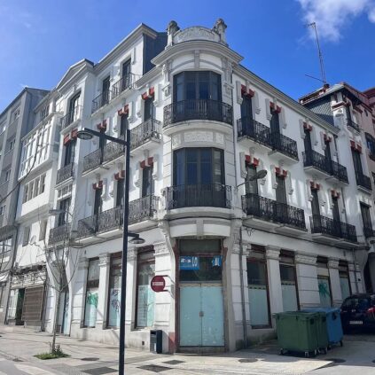 Edificio centro de Ferrol